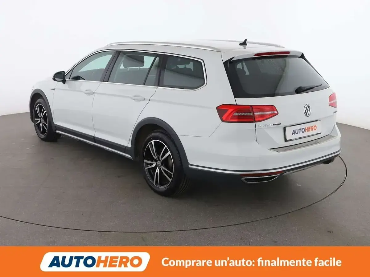 Usata VW Passat Alltrack 190 CV (139 kW) 2019 Bianco Station wagon