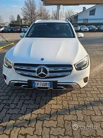 Usata Mercedes GLC200 163 CV (119 kW) 2021 Bianco SUV
