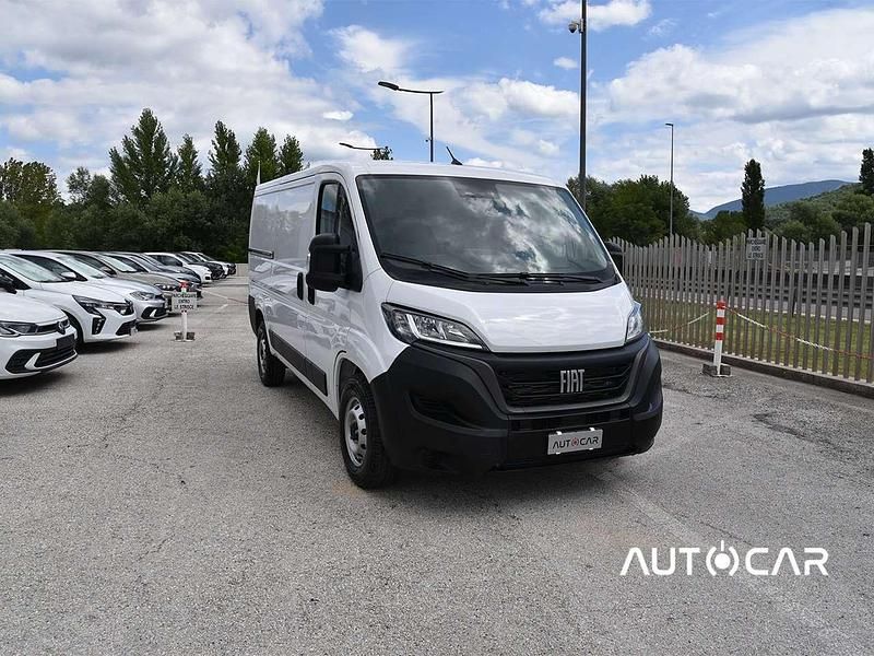 Bianco Usata 2023 Fiat Ducato Furgone | 24.500 € (Buon prezzo) - Immagine 1/4