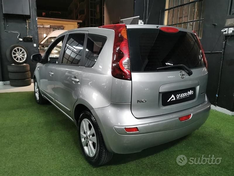 Usata Nissan Note Acenta 88 CV (64 kW) 2009 Grigio Utilitaria
