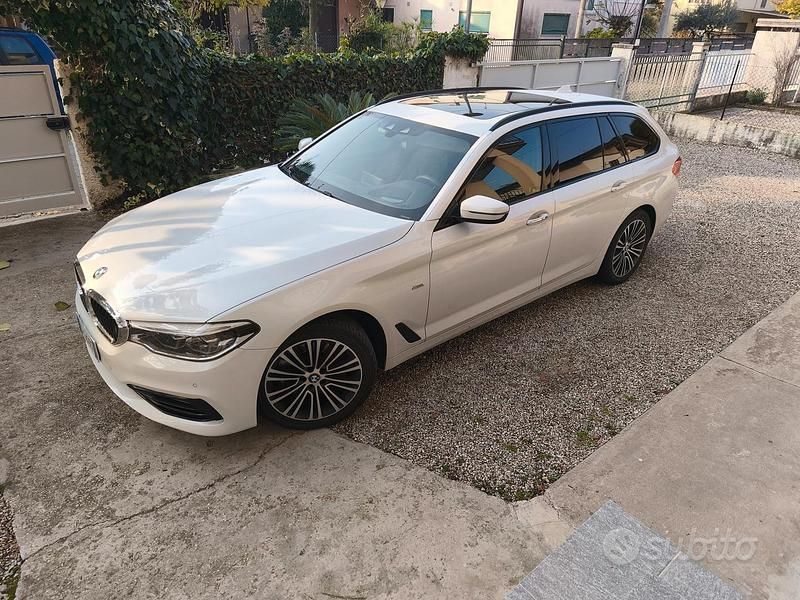 Usata BMW 530 Sport Line 249 CV (183 kW) 2018 Station wagon
