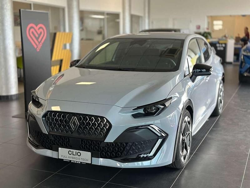 Nuova Renault Clio V Techno 109 CV (80 kW) 2026 Grigio aviation Berlina