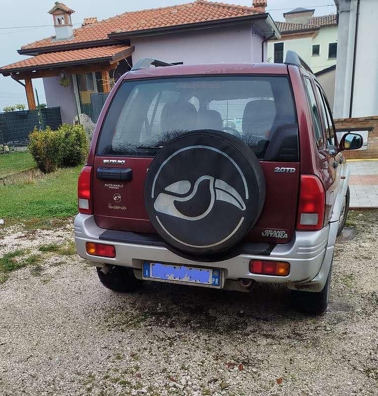 Occasion Suzuki Grand Vitara 87 PK (63 kW) 2000 Rood SUV