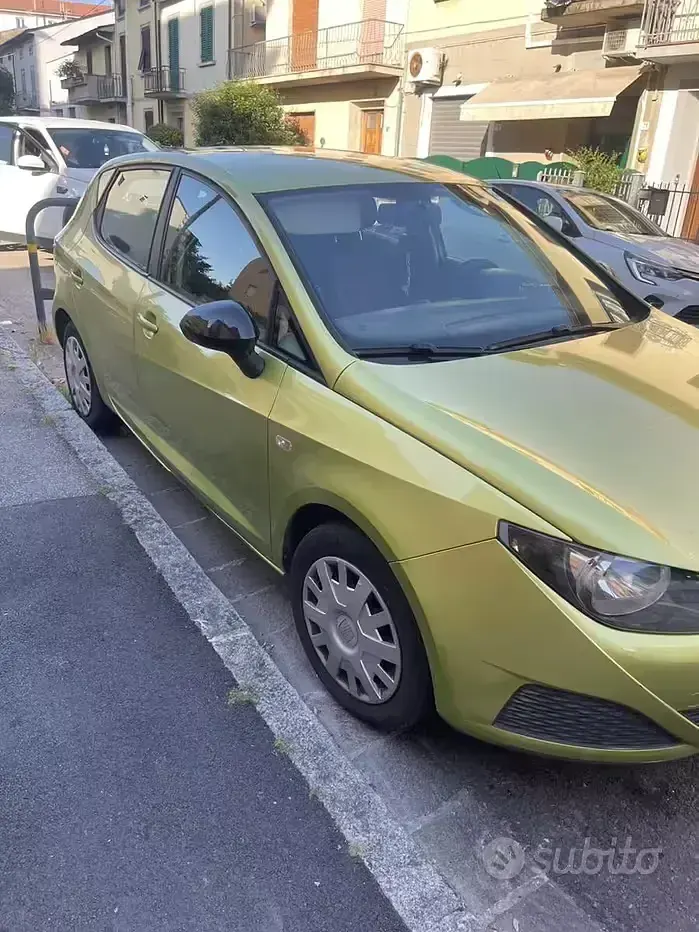 Usata Seat Ibiza 80 CV (58 kW) 2009 Giallo Berlina
