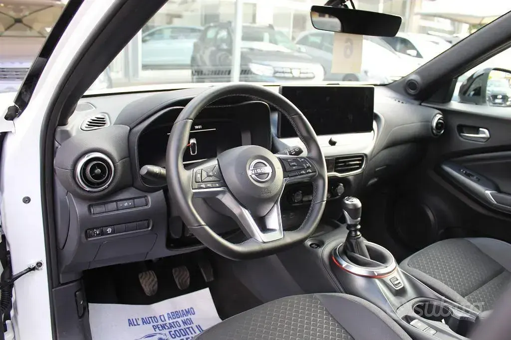Usata Nissan Juke N-Connecta 114 CV (83 kW) 2024 Bianco perlato SUV