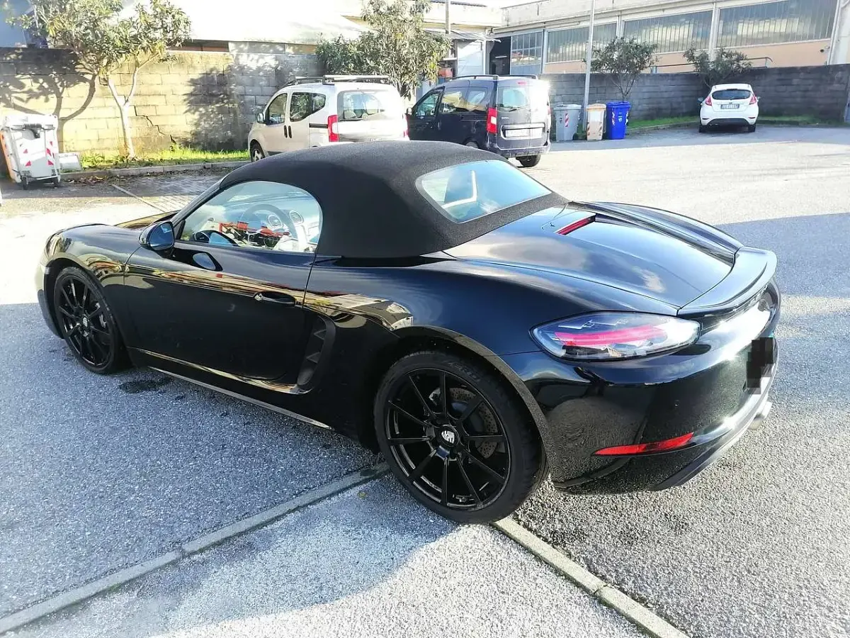 Usata Porsche 718 299 CV (219 kW) 2022 Nero Cabrio