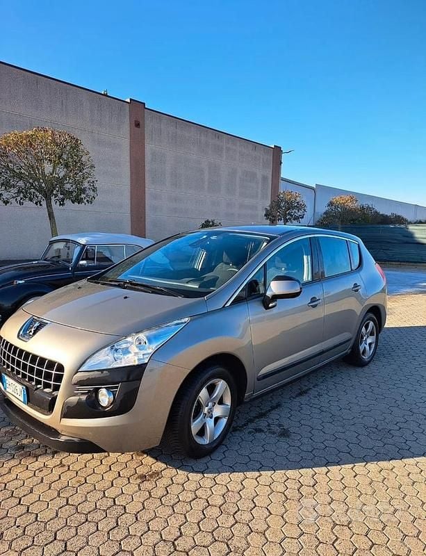 Usata Peugeot 3008 112 CV (82 kW) 2010 Marrone Station wagon