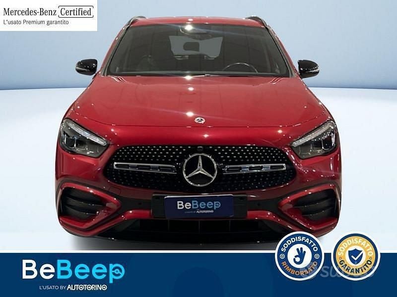 Usata Mercedes GLA200 Advanced Plus 163 CV (119 kW) 2023 Rosso perlato SUV