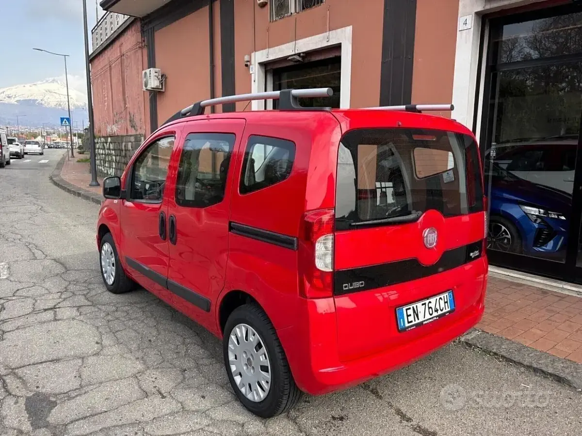 Usata Fiat Qubo Active 77 CV (56 kW) 2012 Rosso Monovolume