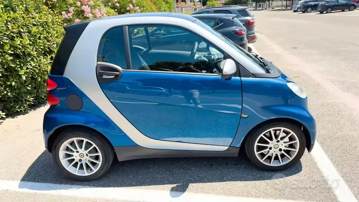 Usata Smart ForTwo Coupé 71 CV (52 kW) 2007 Bluazzurro Coupé