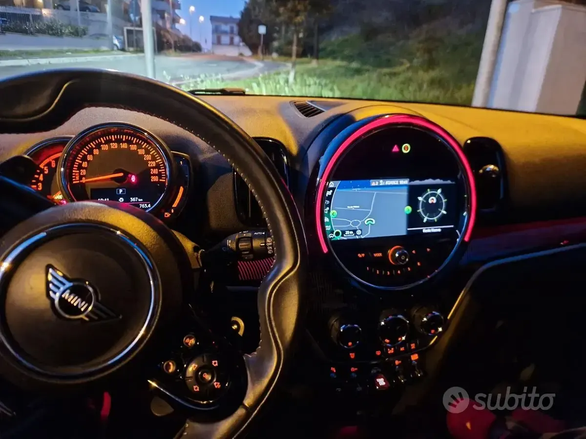 Usata Mini Countryman 190 CV (139 kW) 2020 Nero SUV