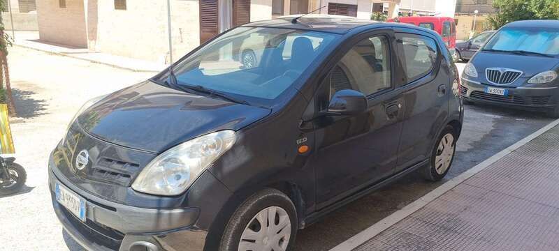 Usata 2010 Nissan Pixo Due volumi | 3100 € (Buon prezzo) - Immagine 1/4