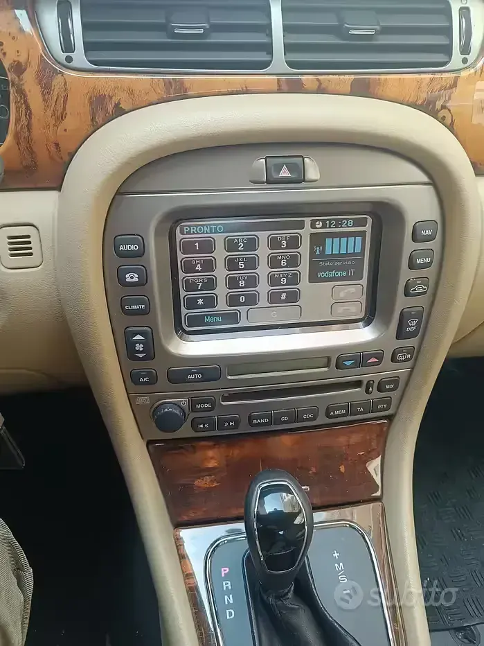 Usata Jaguar X-type 145 CV (106 kW) 2008 Blu Berlina