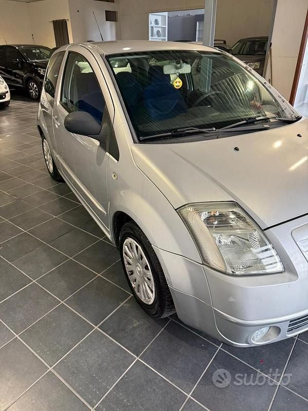 Usata Citroën C2 60 CV (44 kW) 2004 Grigio Utilitaria