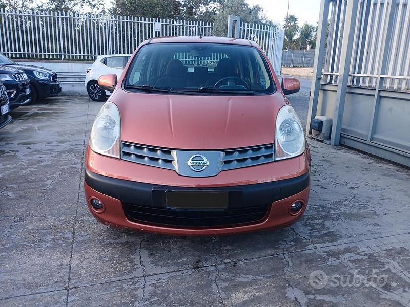 Usata 2006 Nissan Note Tre volumi | 2500 € (Buon prezzo) - Immagine 1/4