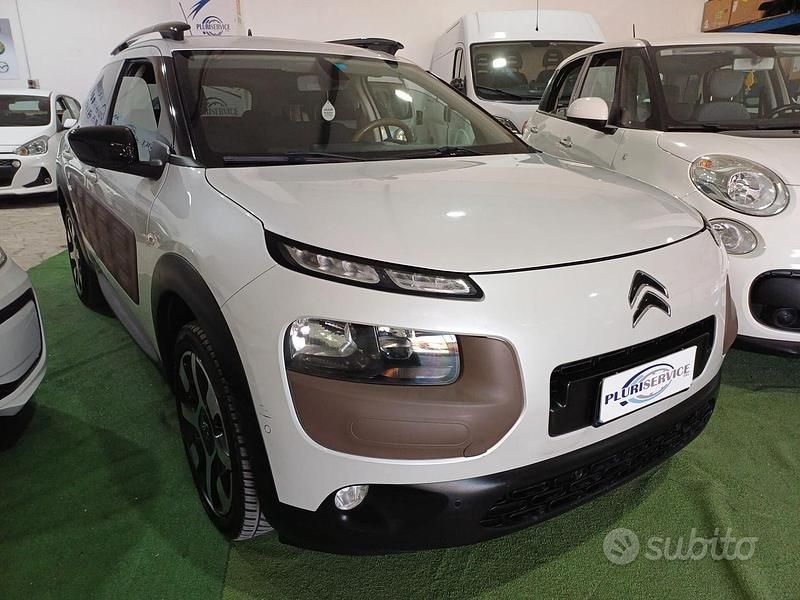 Usata Citroën C4 Cactus 100 CV (73 kW) 2015 Bianco Utilitaria