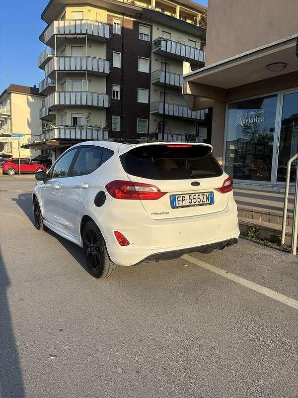 Usata Ford Fiesta ST-Line 86 CV (63 kW) 2018 Utilitaria