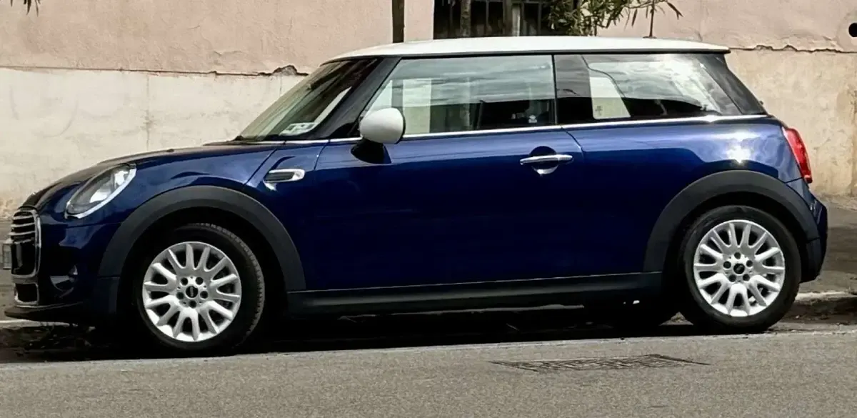 Usata Mini Cooper D 116 CV (85 kW) 2015 Bluazzurro Utilitaria