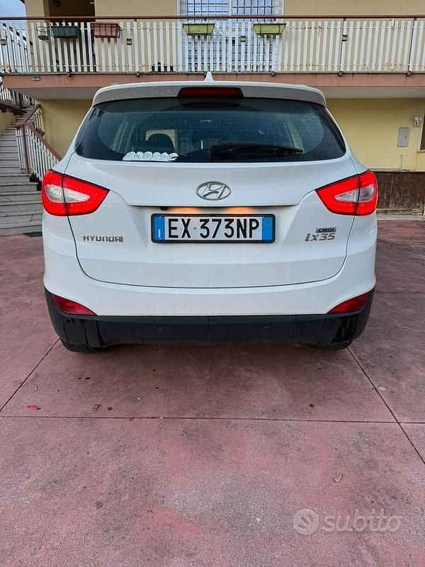 Usata Hyundai ix35 Xpossible 115 CV (84 kW) 2014 Bianco SUV