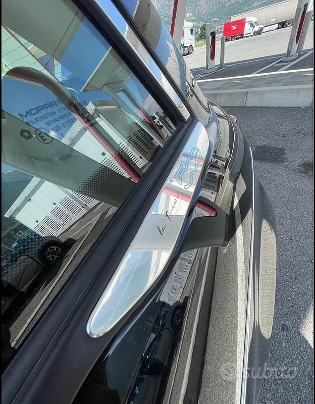 Usata Fiat 500e La Prima 86 kW (118 CV) 2021 Nero Utilitaria