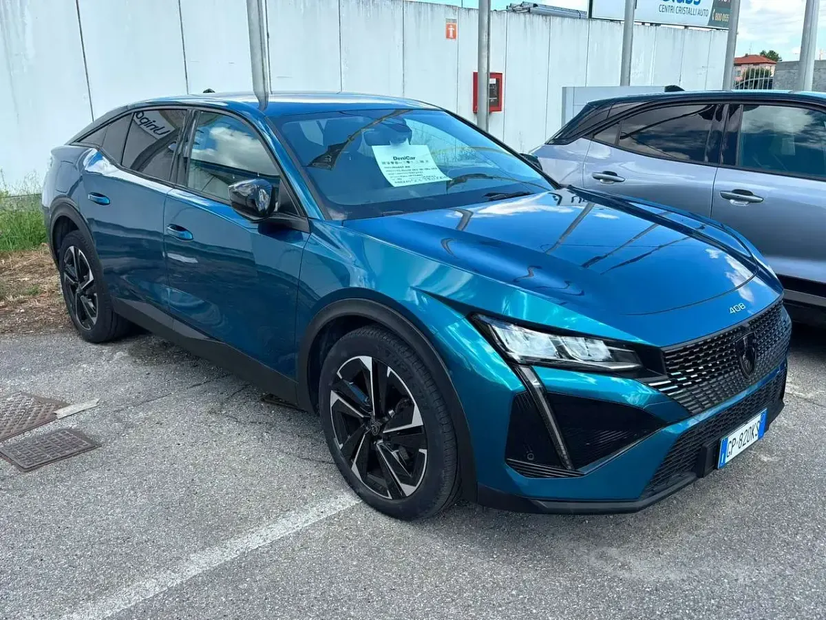 Usata Peugeot 408 Allure 131 CV (96 kW) 2023 Blu/azzurro SUV