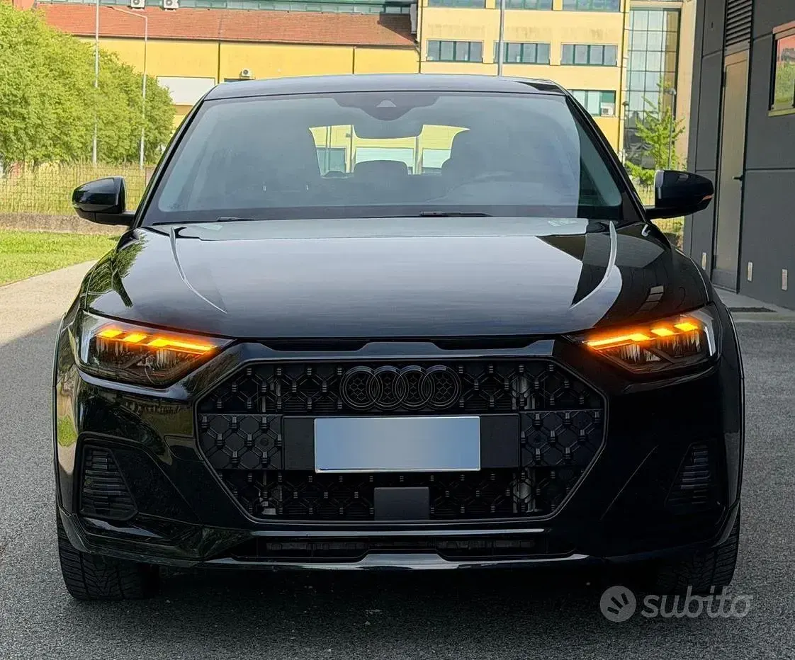 Usata Audi A1 Comfort 150 CV (110 kW) 2021 Nero SUV