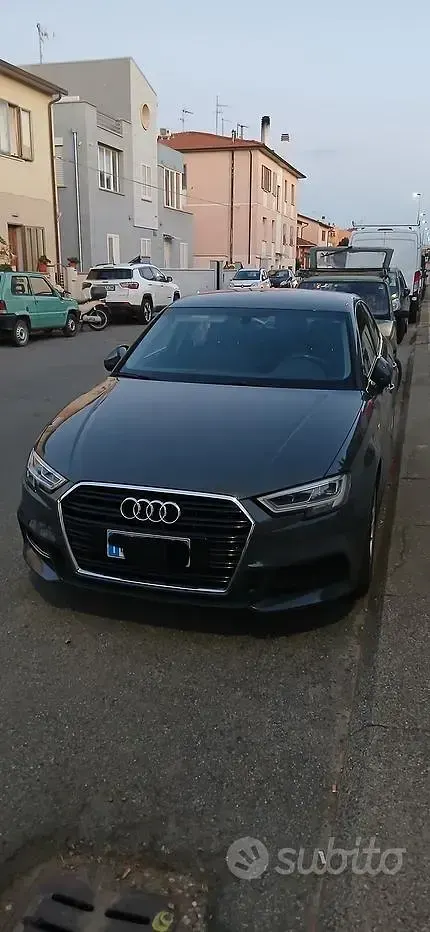 Usata Audi A3 S-Line 115 CV (84 kW) 2019 Grigio Berlina