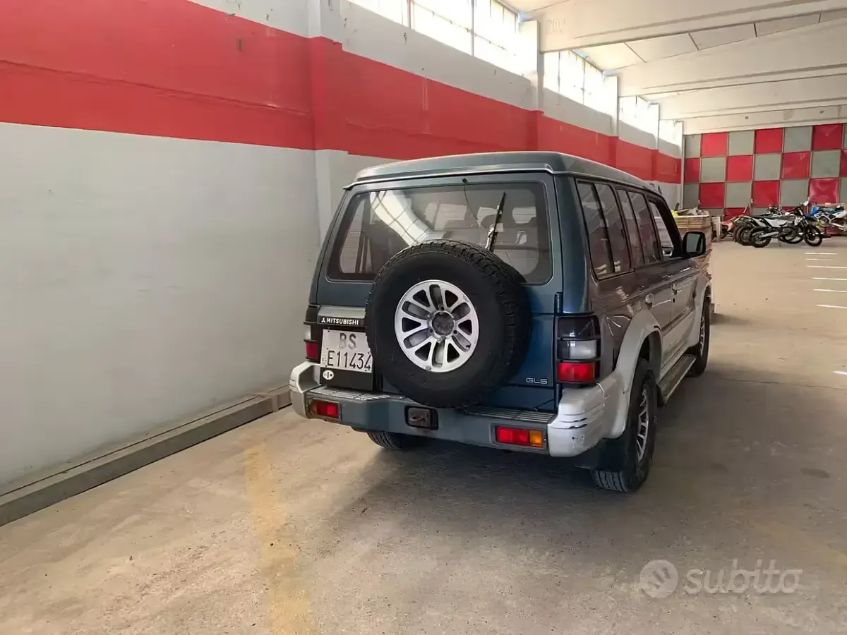 Usata Mitsubishi Pajero 1992 Blu SUV