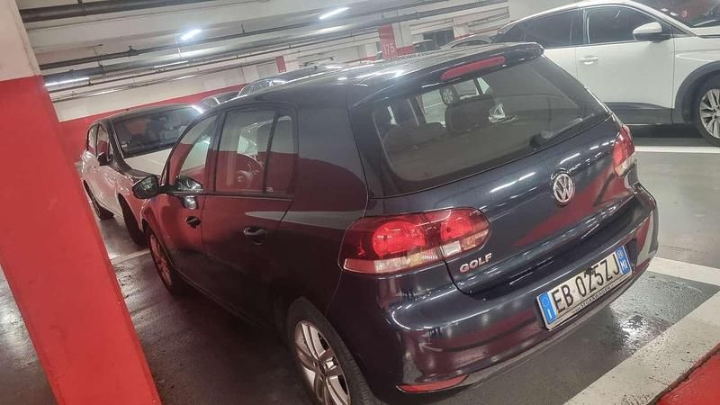 Usata VW Golf Comfortline 102 CV (75 kW) 2010 Berlina