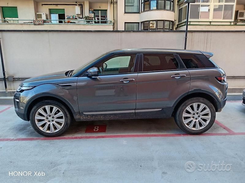 Usata Land Rover Range Rover evoque Pure 150 CV (110 kW) 2016 Grigio SUV