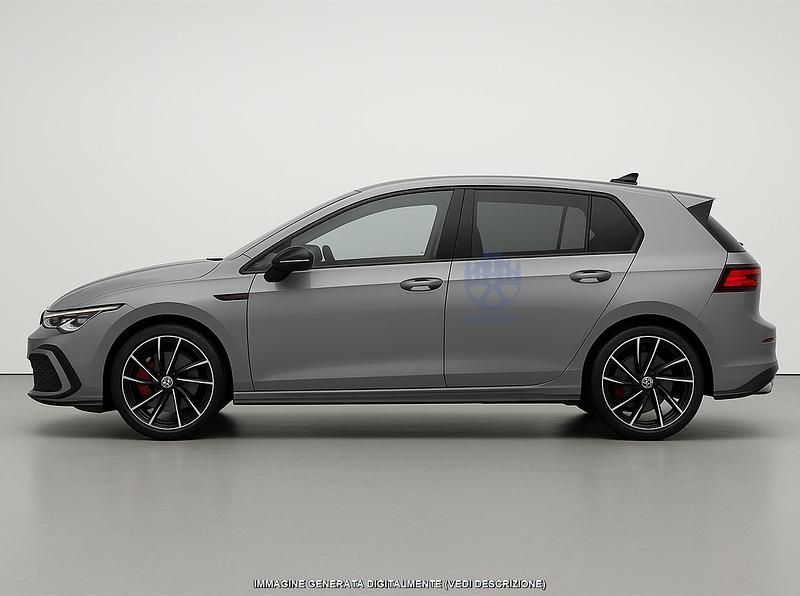 Usata VW Golf VIII Style 265 CV (194 kW) 2025 Grigio Utilitaria