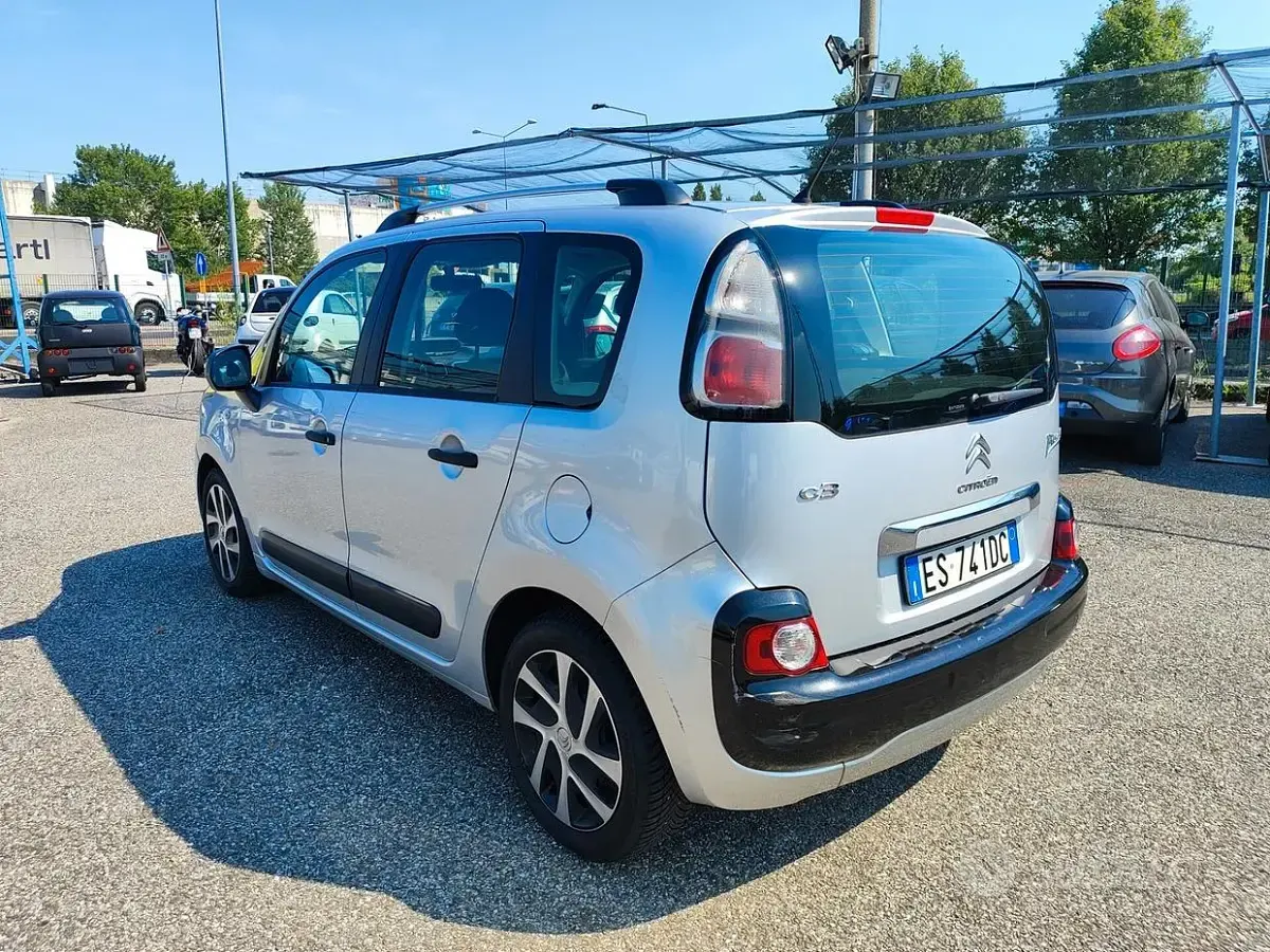 Usata Citroën C3 Picasso Seduction 92 CV (67 kW) 2013 Grigio Monovolume