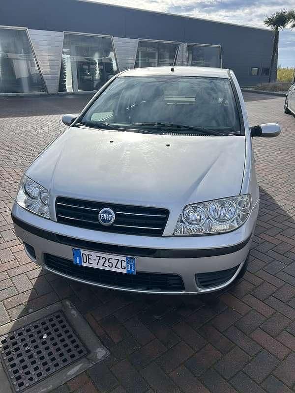 Usata Fiat Punto 60 CV (44 kW) 2007 Utilitaria