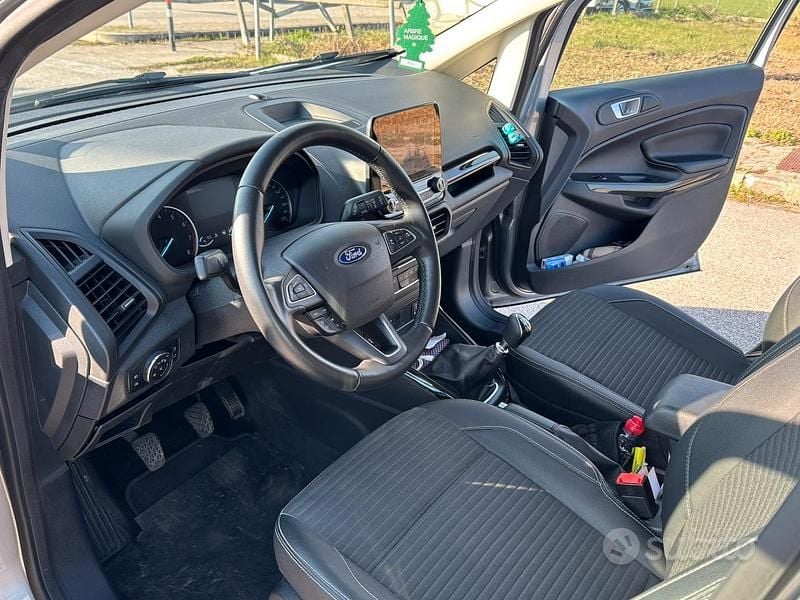 Usata Ford Ecosport Titanium 125 CV (91 kW) 2022 Grigio SUV