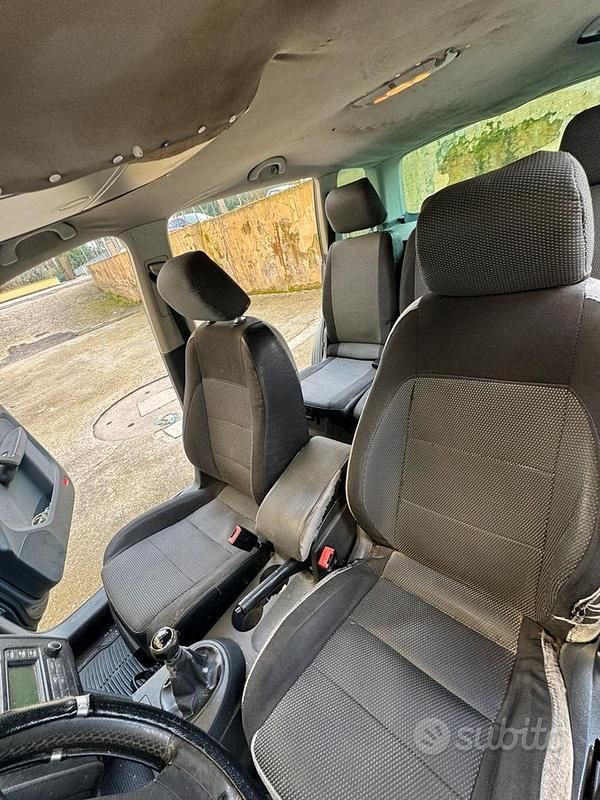 Usata VW Touran 101 CV (74 kW) 2004 Grigio Monovolume