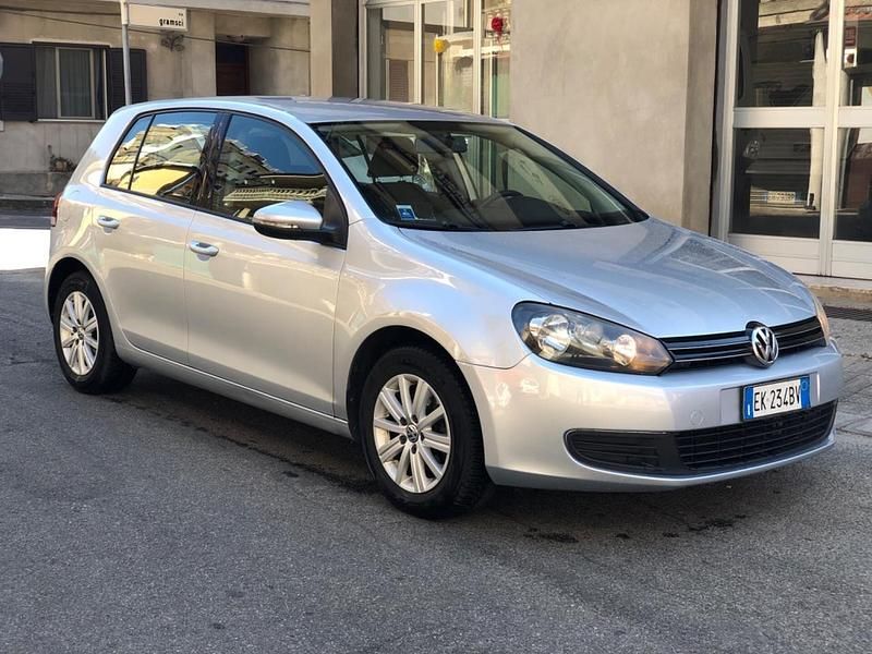 Usata VW Golf VI Comfortline 104 CV (76 kW) 2011 Grigio Utilitaria