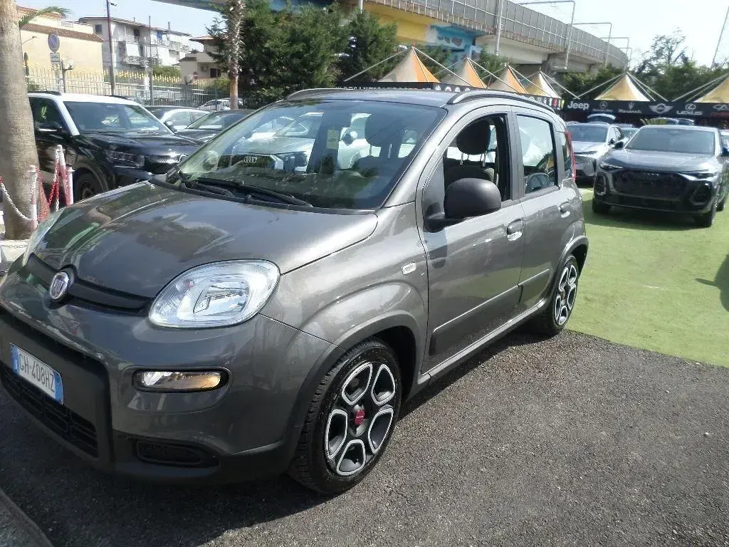 Usata Fiat Panda Cross Cross 70 CV (51 kW) 2021 Grigio Utilitaria
