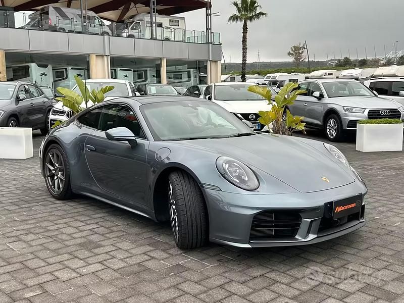Usata Porsche 911 Carrera 394 CV (289 kW) 2024 Grigio Coupé