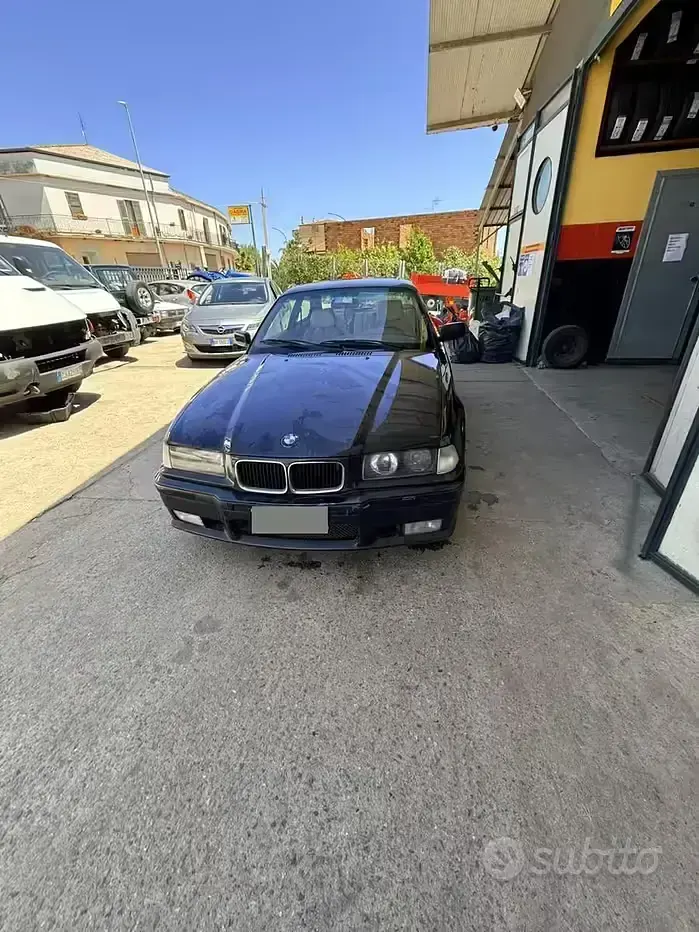 Usata BMW 318 114 CV (83 kW) 1992 Nero Coupé
