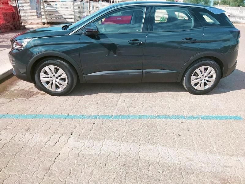 Usata Peugeot 3008 Allure 131 CV (96 kW) 2018 Station wagon