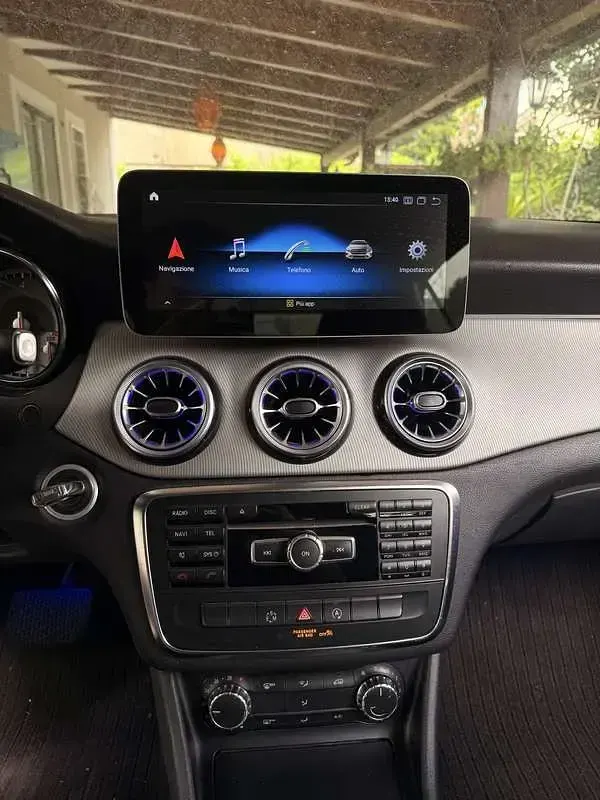 Usata Mercedes GLA180 121 CV (88 kW) 2015 SUV