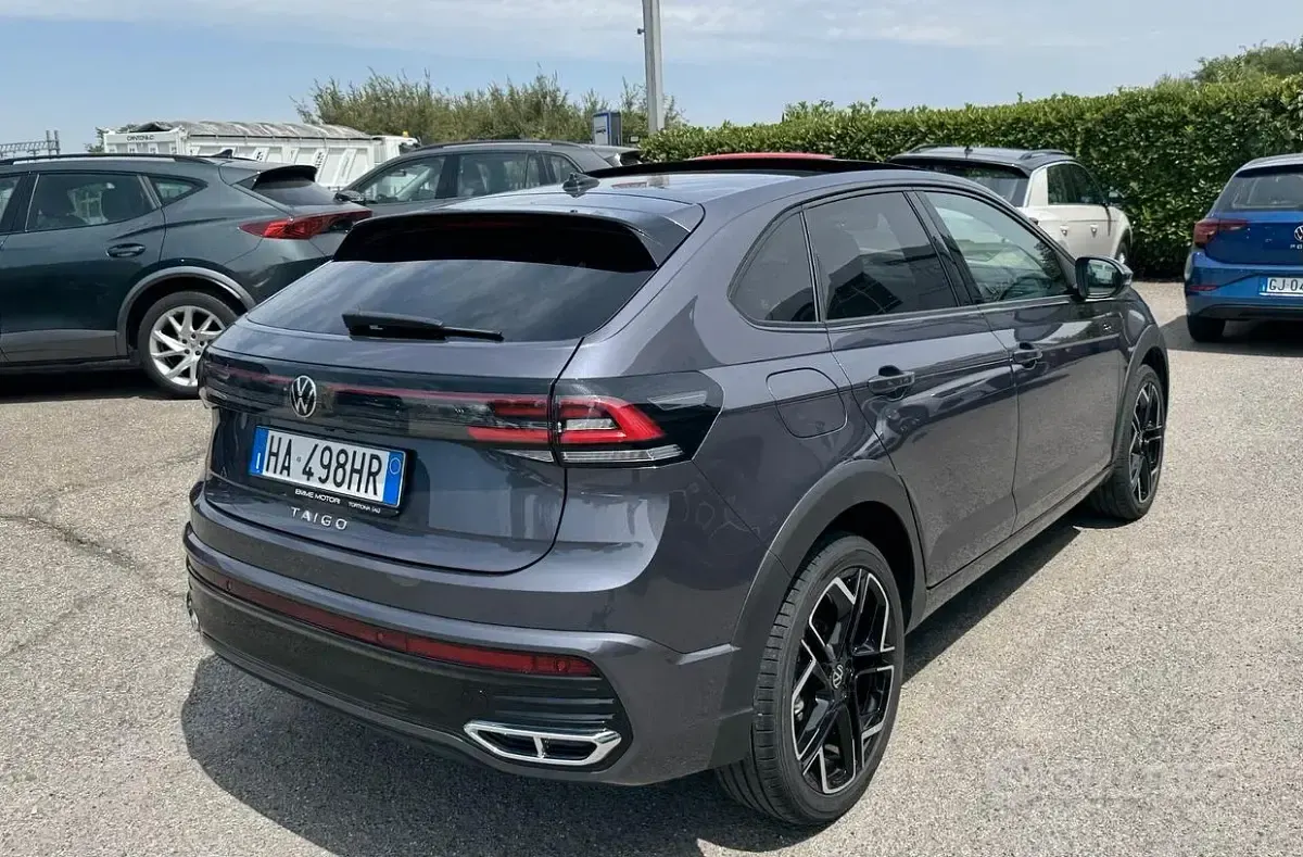 Usata VW Taigo R-line Plus 116 CV (85 kW) 2025 Smoky grey met SUV