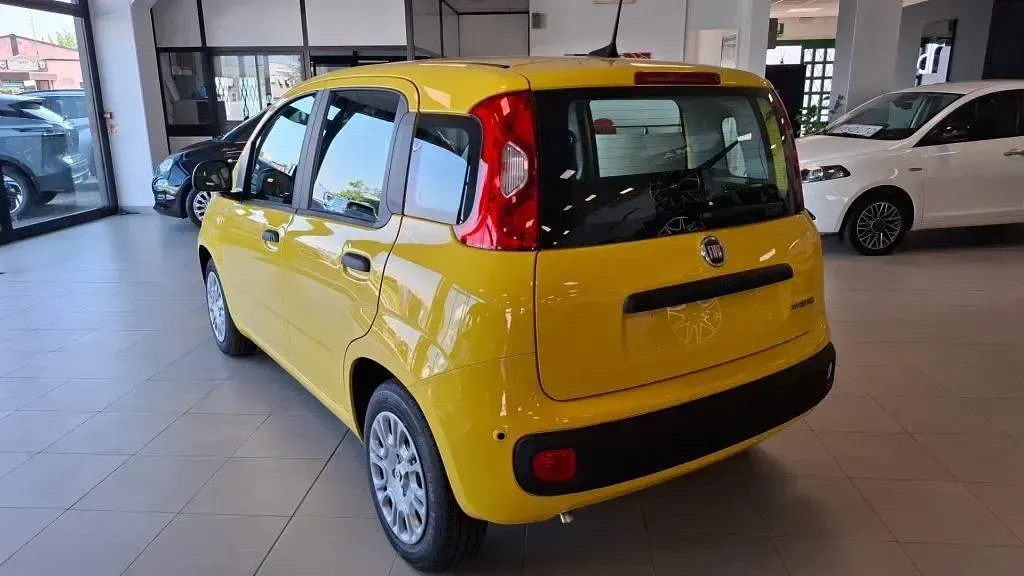 Nuova Fiat Panda S 69 CV (50 kW) 2025 Giallo pastello Utilitaria