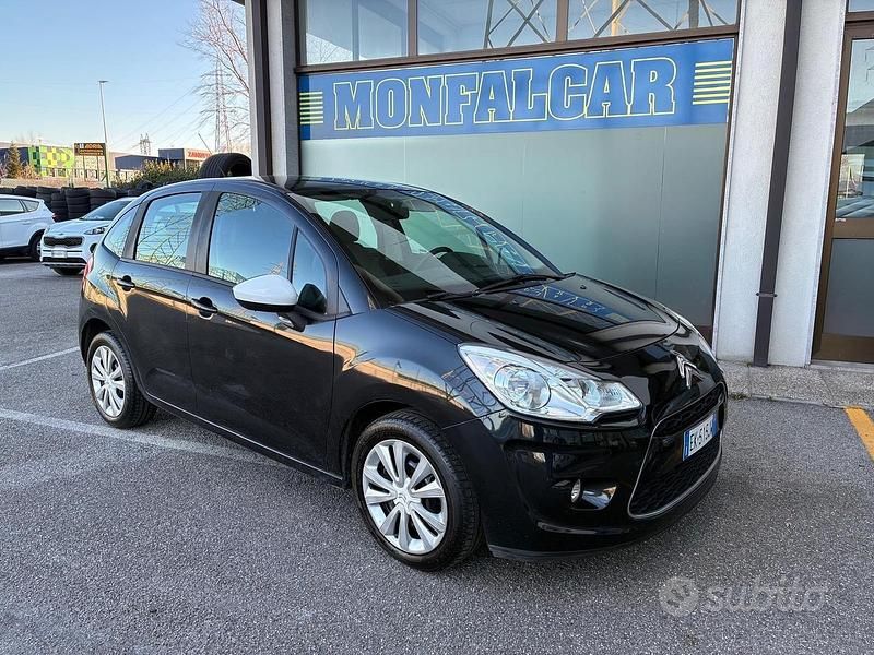 Nero Usata 2011 Citroën C3 SELECTION Tre volumi | 6000 € (Buon prezzo) - Immagine 1/4
