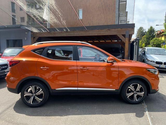 Usata MG ZS Comfort 106 CV (77 kW) 2025 Arancione SUV