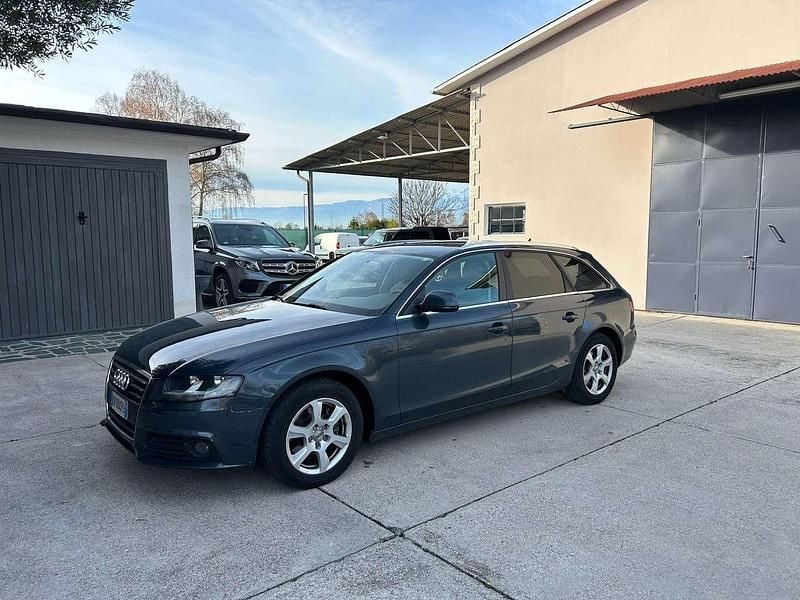 Grigio Usata 2008 Audi A4 Station wagon | 3300 € (Ottimo prezzo) - Immagine 1/4