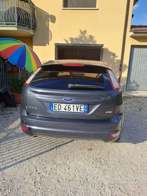 Usata Ford Focus 115 CV (84 kW) 2010 Berlina