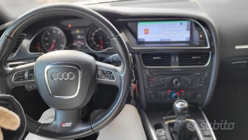 Usata Audi A5 S-Line 2011 Bianco Coupé