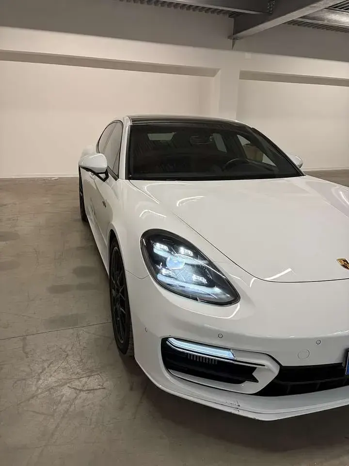 Usata Porsche Panamera 4 E-Hybrid 330 CV (242 kW) 2021 Other Utilitaria