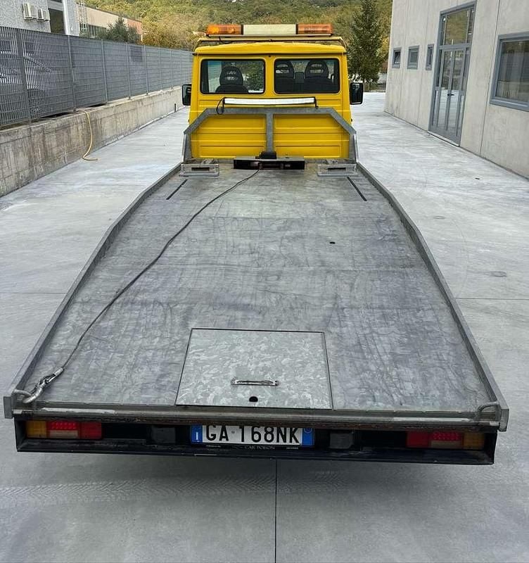Usata Iveco Daily 72 CV (52 kW) 2018 Giallo